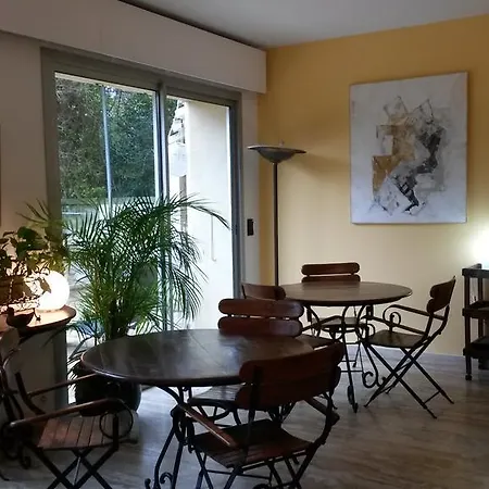 Nocleg ze śniadaniem Caza Sereyna Awinion